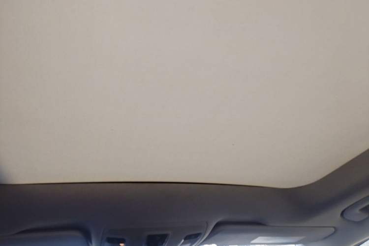 Used Mercedes-Benz GLA 2015 GLA 220 4MATIC Fashion Model Headliner