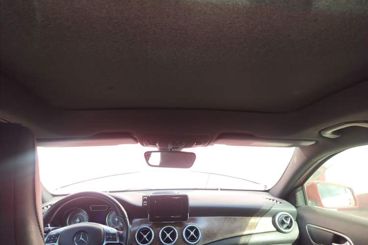 Used Mercedes-Benz GLA 2015 GLA 260 4MATIC Headliner