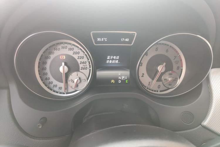 Used Mercedes-Benz GLA 2015 GLA 220 4MATIC Luxury Model Instrument Cluster
