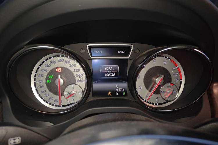 Used Mercedes-Benz GLA 2015 GLA 260 4MATIC Sport Edition Instrument Cluster