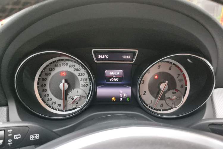 Used Mercedes-Benz GLA 2015 GLA 200 Fashion Model Instrument Cluster