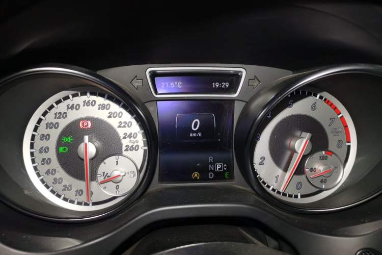 Used Mercedes-Benz GLA 2015 GLA 200 Sport Edition Instrument Cluster