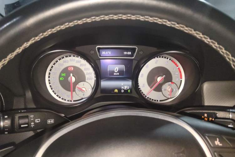 Used Mercedes-Benz GLA 2015 GLA 200 Sport Edition Instrument Cluster