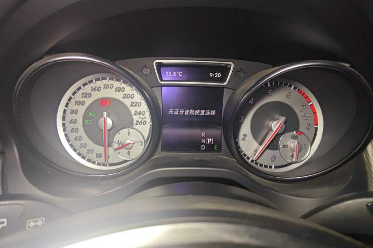 Used Mercedes-Benz GLA 2015 GLA 220 4MATIC Fashion Model Instrument Cluster