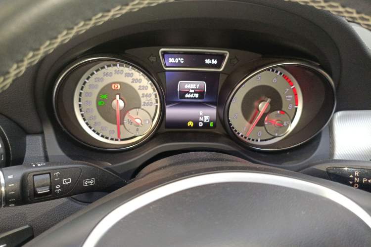 Used Mercedes-Benz GLA 2015 GLA 200 Fashion Model Instrument Cluster