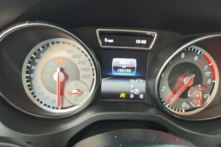 Used Mercedes-Benz GLA 2015 GLA 220 4MATIC Luxury Model Instrument Cluster