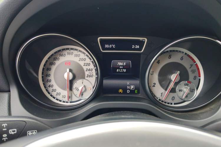 Used Mercedes-Benz GLA 2015 GLA 220 4MATIC Fashion Model Instrument Cluster