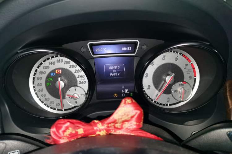 Used Mercedes-Benz GLA 2015 GLA 260 4MATIC Instrument Cluster