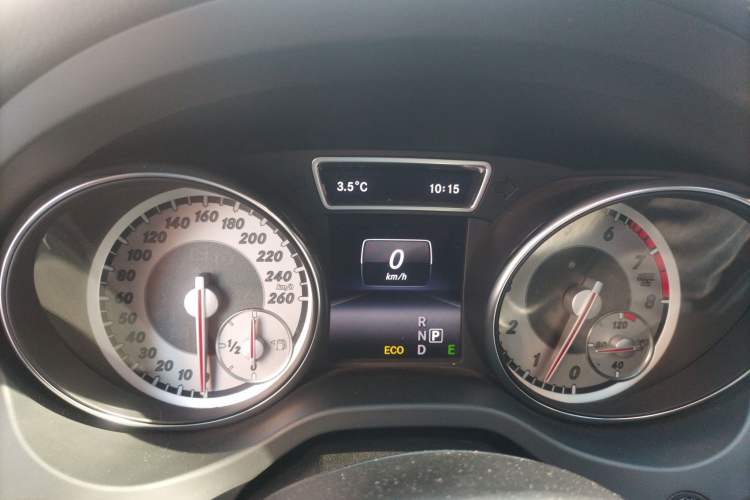 Used Mercedes-Benz GLA 2015 GLA 260 4MATIC Instrument Cluster