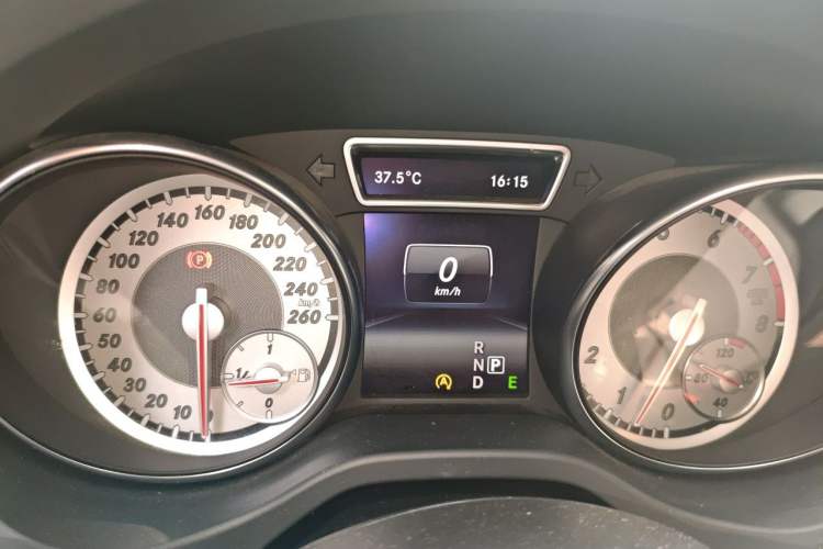 Used Mercedes-Benz GLA 2015 GLA 200 Sport Edition Instrument Cluster