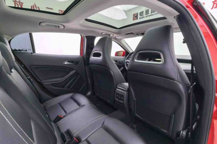Used Mercedes-Benz GLA 2015 GLA 200 Sport Edition Interior 11