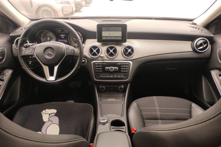 Used Mercedes-Benz GLA 2015 GLA 200 Interior 2