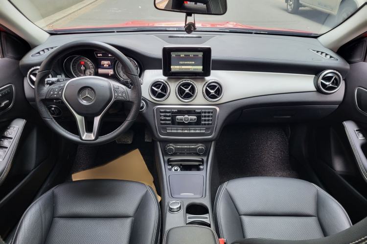 Used Mercedes-Benz GLA 2015 GLA 200 Fashion Model Interior 3