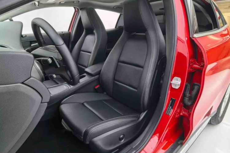 Used Mercedes-Benz GLA 2015 GLA 200 Sport Edition Interior 5