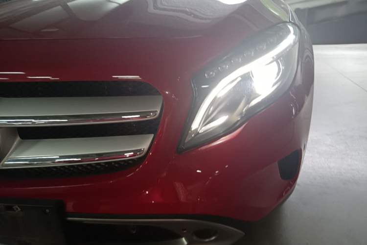 Used Mercedes-Benz GLA 2015 GLA 200 Sport Edition Left Front Headlight