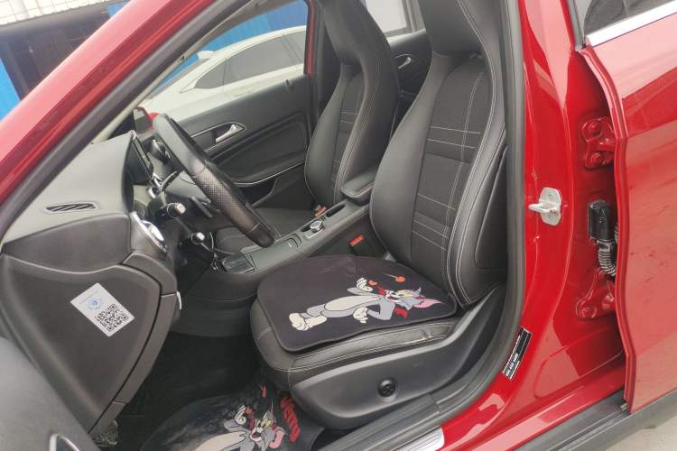 Used Mercedes-Benz GLA 2015 GLA 200 Left Front Seat