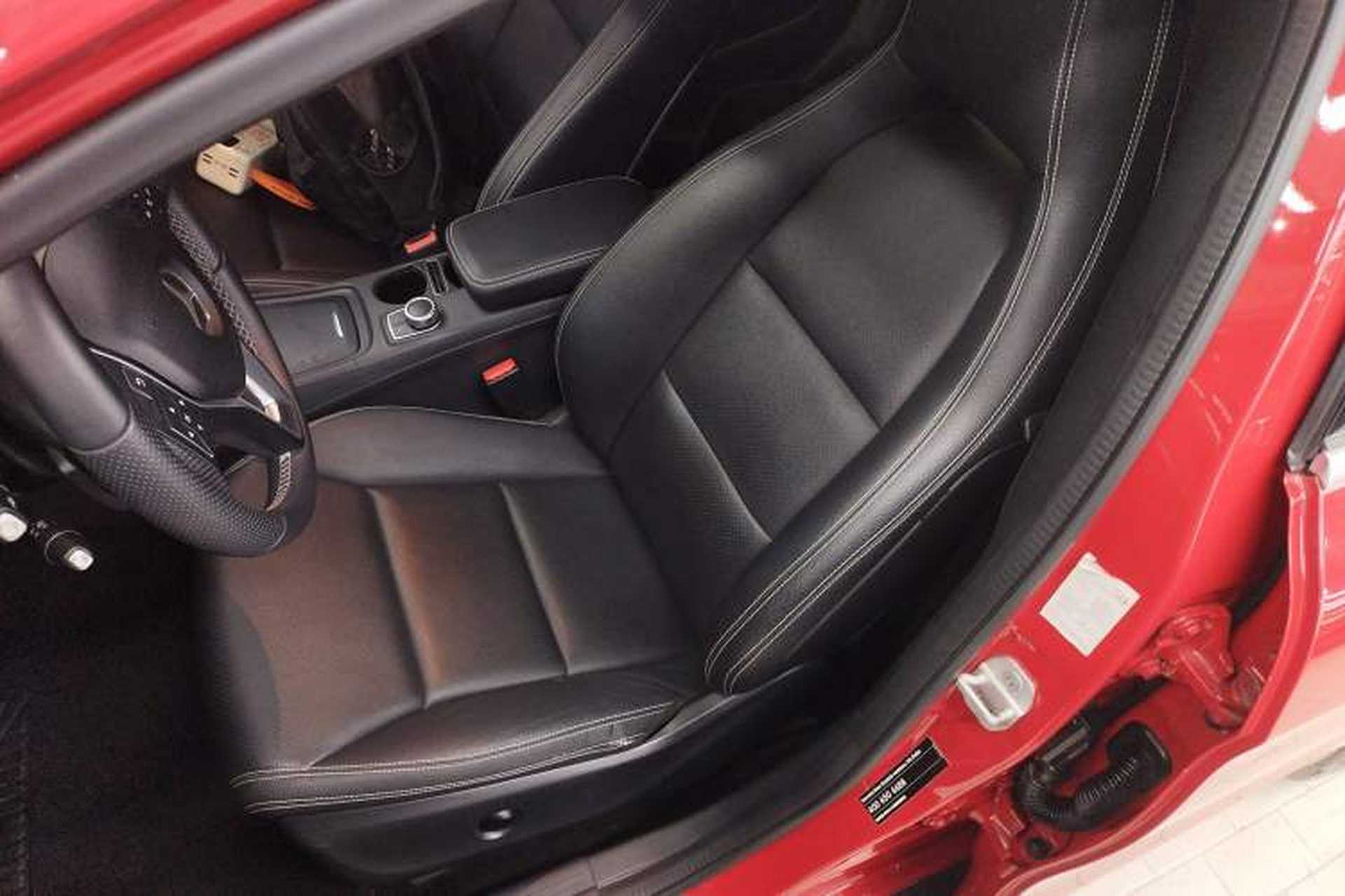 Used Mercedes-Benz GLA 2015 GLA 200 Sport Edition Left Front Seat