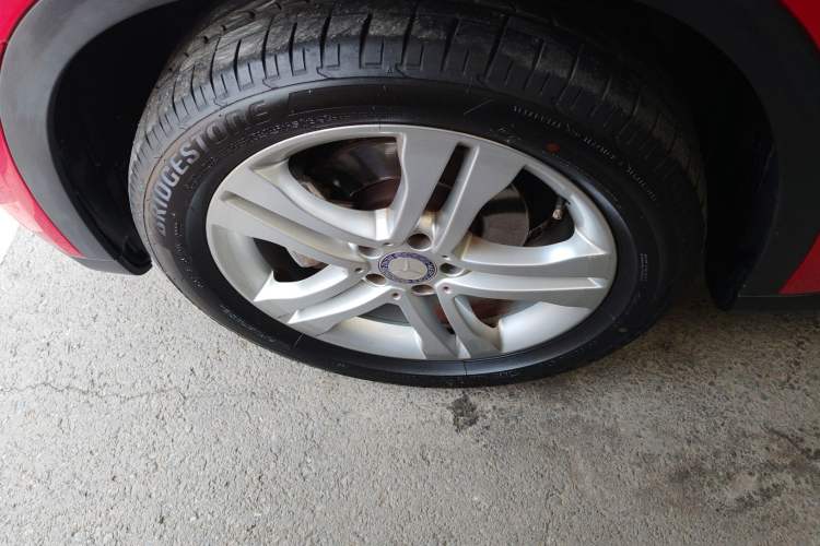 Used Mercedes-Benz GLA 2015 GLA 200 Sport Edition Left Front Wheel Hub