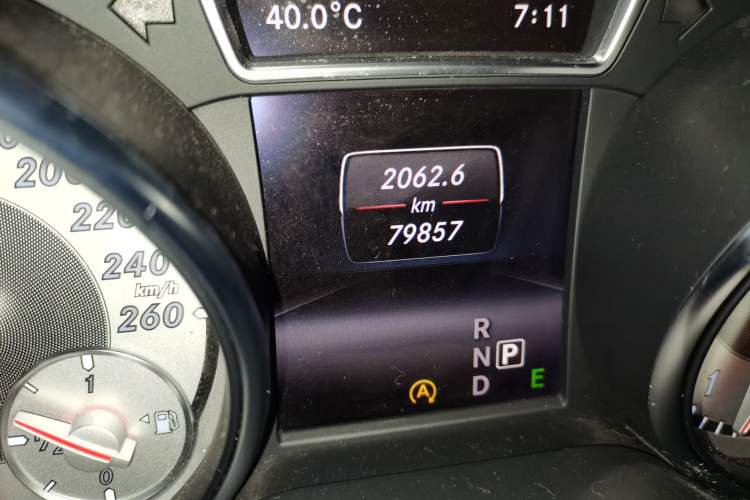 Used Mercedes-Benz GLA 2015 GLA 200 Fashion Model Odometer Close Up