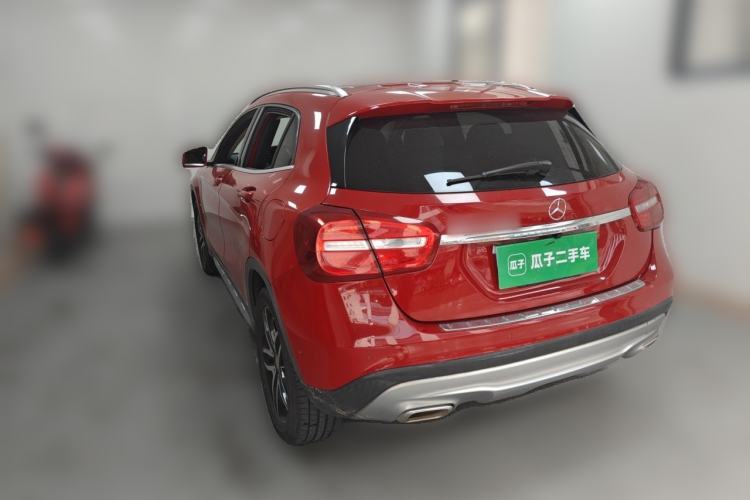 Used Mercedes-Benz GLA 2015 GLA 200 Fashion Model Rear Left 45 Deg