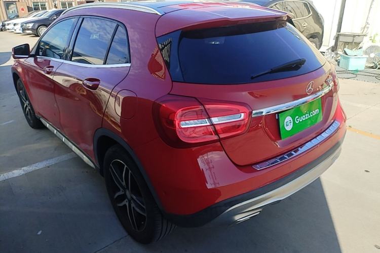Used Mercedes-Benz GLA 2015 GLA 220 4MATIC Fashion Model Rear Left 45 Deg