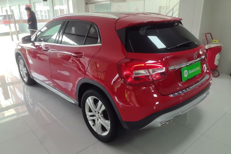 Used Mercedes-Benz GLA 2015 GLA 200 Sport Edition Rear Left 45 Deg