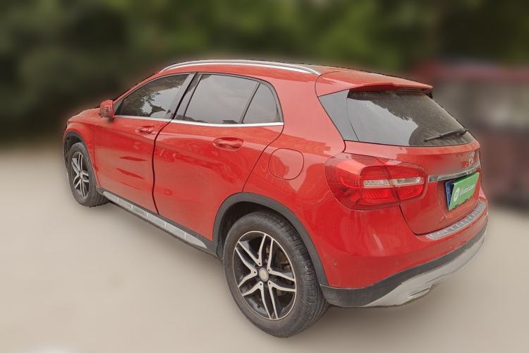 Used Mercedes-Benz GLA 2015 GLA 200 Fashion Model Rear Left 45 Deg
