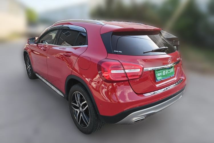 Used Mercedes-Benz GLA 2015 GLA 220 4MATIC Fashion Model Rear Left 45 Deg