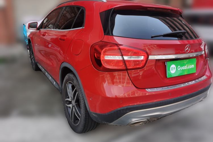 Used Mercedes-Benz GLA 2015 GLA 200 Fashion Model Rear Left 45 Deg