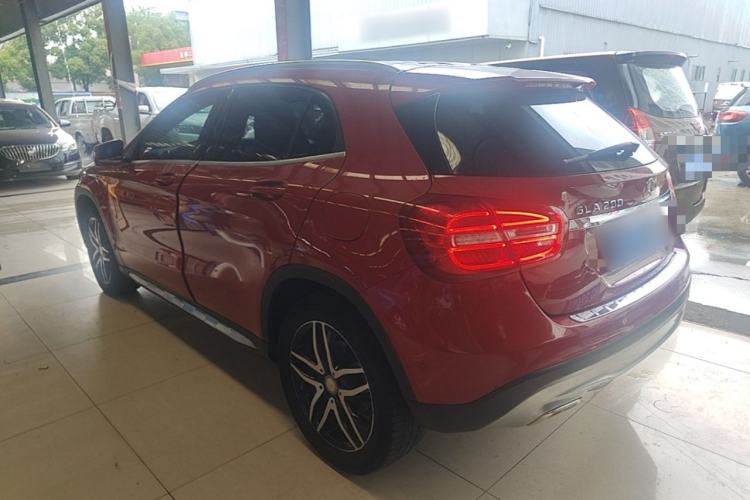Used Mercedes-Benz GLA 2015 GLA 200 Fashion Model Rear Left 45 Deg