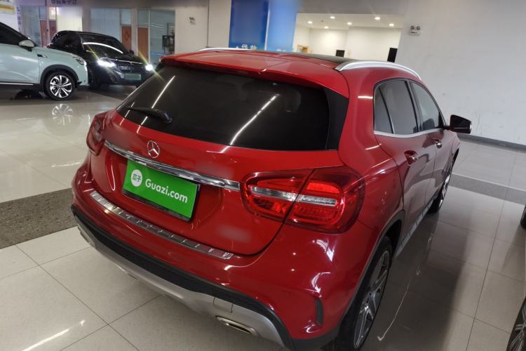Used Mercedes-Benz GLA 2015 GLA 260 4MATIC Sport Edition Rear Right 45 Deg