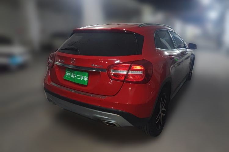 Used Mercedes-Benz GLA 2015 GLA 220 4MATIC Fashion Model Rear Right 45 Deg