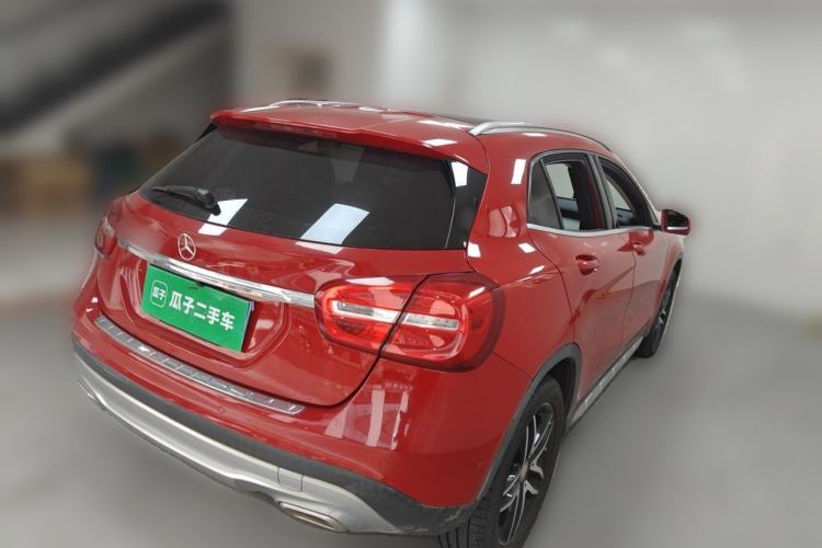 Used Mercedes-Benz GLA 2015 GLA 200 Fashion Model Rear Right 45 Deg