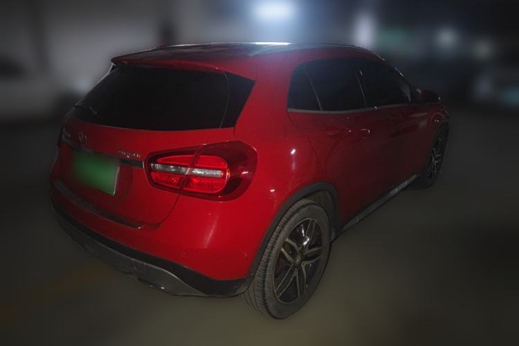 Used Mercedes-Benz GLA 2015 GLA 220 4MATIC Fashion Model Rear Right 45 Deg