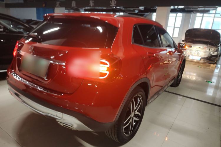 Used Mercedes-Benz GLA 2015 GLA 200 Fashion Model Rear Right 45 Deg