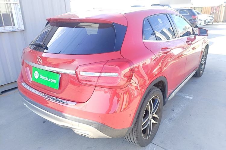 Used Mercedes-Benz GLA 2015 GLA 220 4MATIC Fashion Model Rear Right 45 Deg