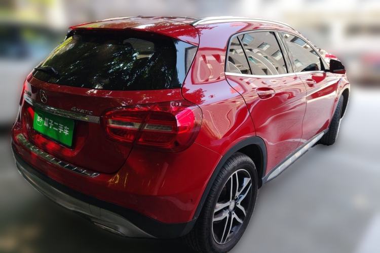 Used Mercedes-Benz GLA 2015 GLA 220 4MATIC Fashion Model Rear Right 45 Deg