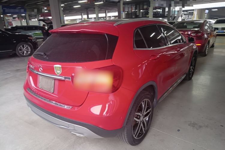 Used Mercedes-Benz GLA 2015 GLA 200 Sport Edition Rear Right 45 Deg