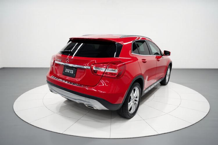 Used Mercedes-Benz GLA 2015 GLA 200 Sport Edition Rear Right 45 Deg