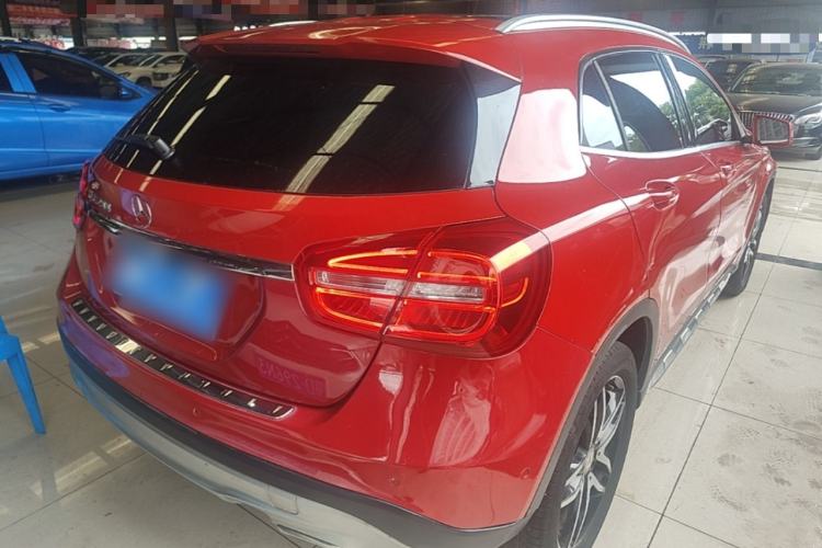 Used Mercedes-Benz GLA 2015 GLA 200 Fashion Model Rear Right 45 Deg