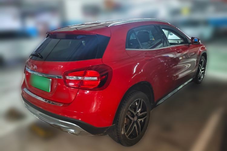 Used Mercedes-Benz GLA 2015 GLA 220 4MATIC Fashion Model Rear Right 45 Deg