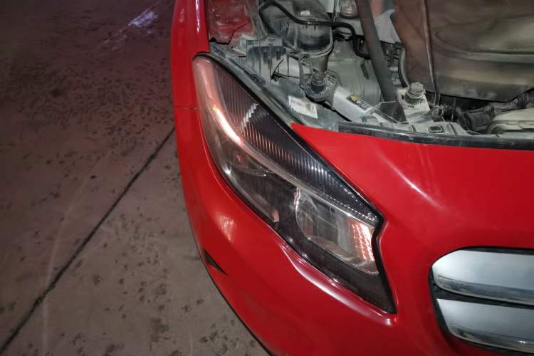Used Mercedes-Benz GLA 2015 GLA 200 Sport Edition Right Front Headlight
