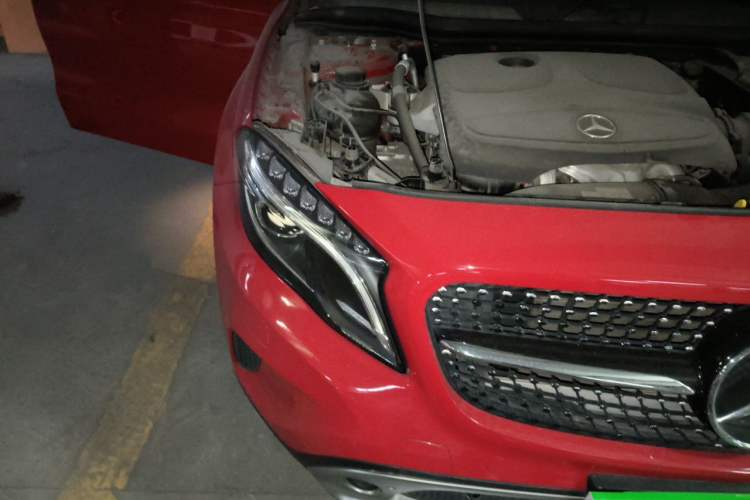 Used Mercedes-Benz GLA 2015 GLA 200 Fashion Model Right Front Headlight