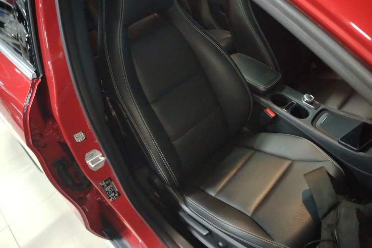 Used Mercedes-Benz GLA 2015 GLA 200 Fashion Model Right Front Seat