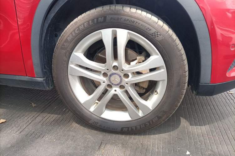 Used Mercedes-Benz GLA 2015 GLA 200 Right Front Wheel Hub