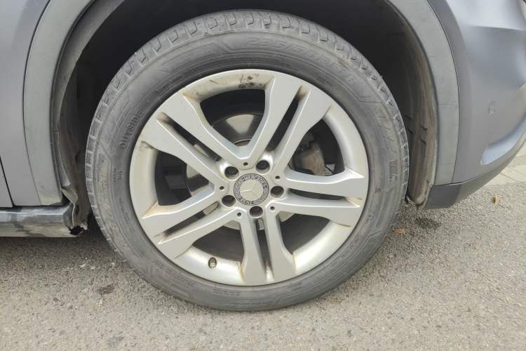 Used Mercedes-Benz GLA 2015 GLA 200 Right Front Wheel Hub