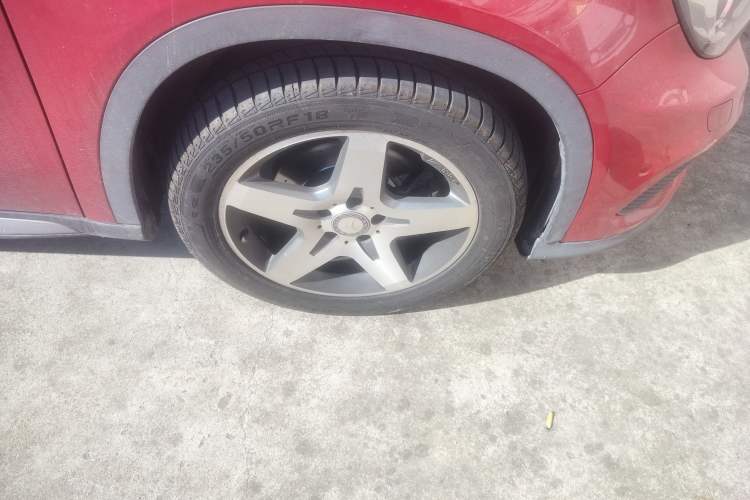 Used Mercedes-Benz GLA 2015 GLA 260 4MATIC Right Front Wheel Hub