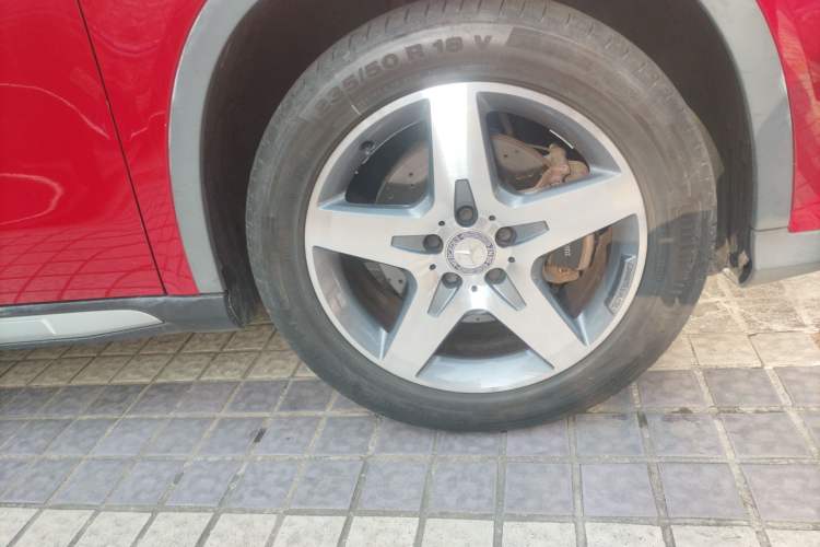 Used Mercedes-Benz GLA 2015 GLA 260 4MATIC Right Front Wheel Hub