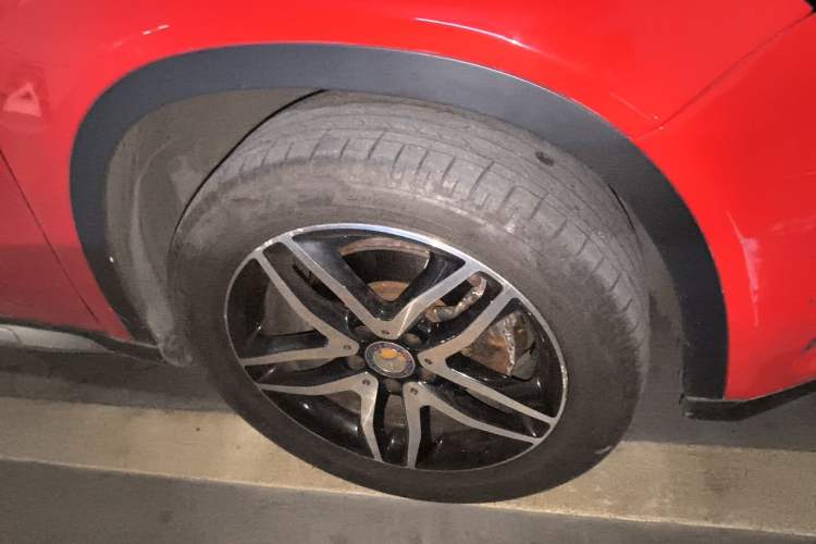 Used Mercedes-Benz GLA 2015 GLA 200 Fashion Model Right Front Wheel Hub