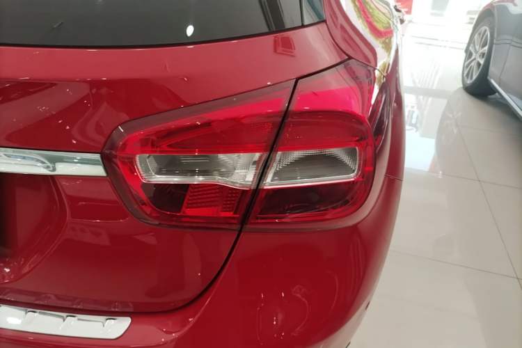 Used Mercedes-Benz GLA 2015 GLA 200 Sport Edition Right Rear Taillight